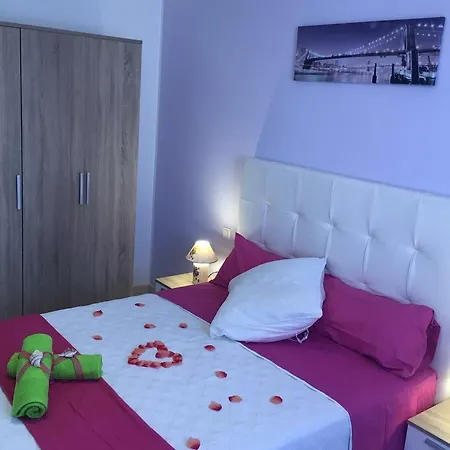 Phenix Apartment